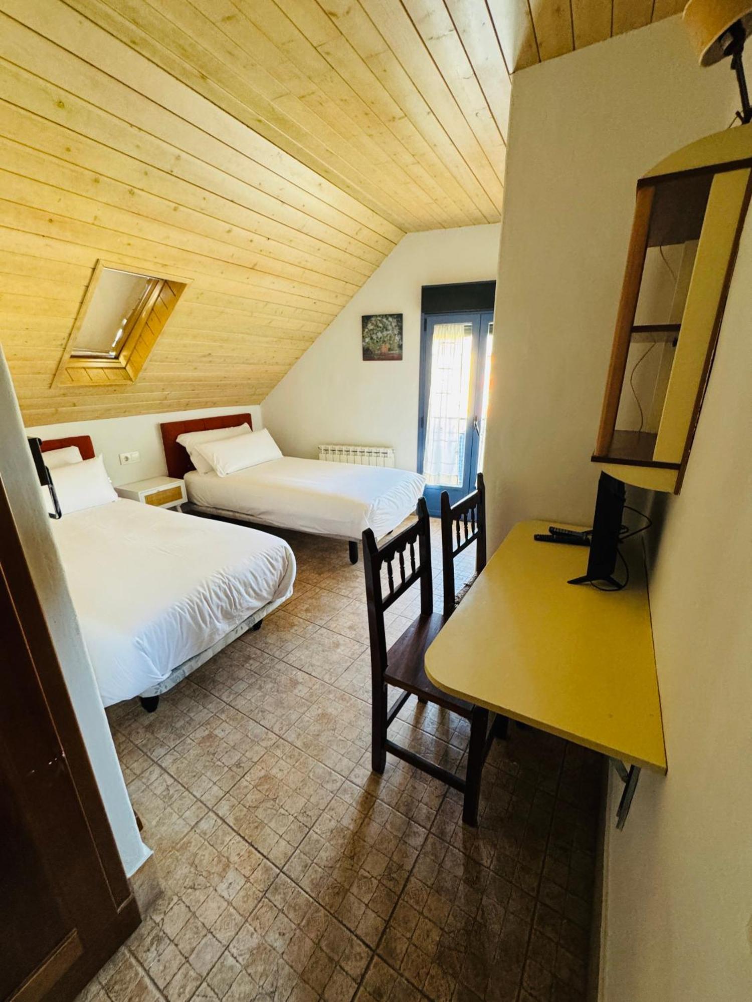 Hostal Nau Pradets Vielha Exteriér fotografie